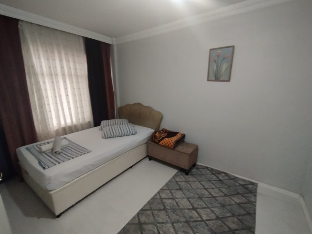 Geniş Günlük Ev